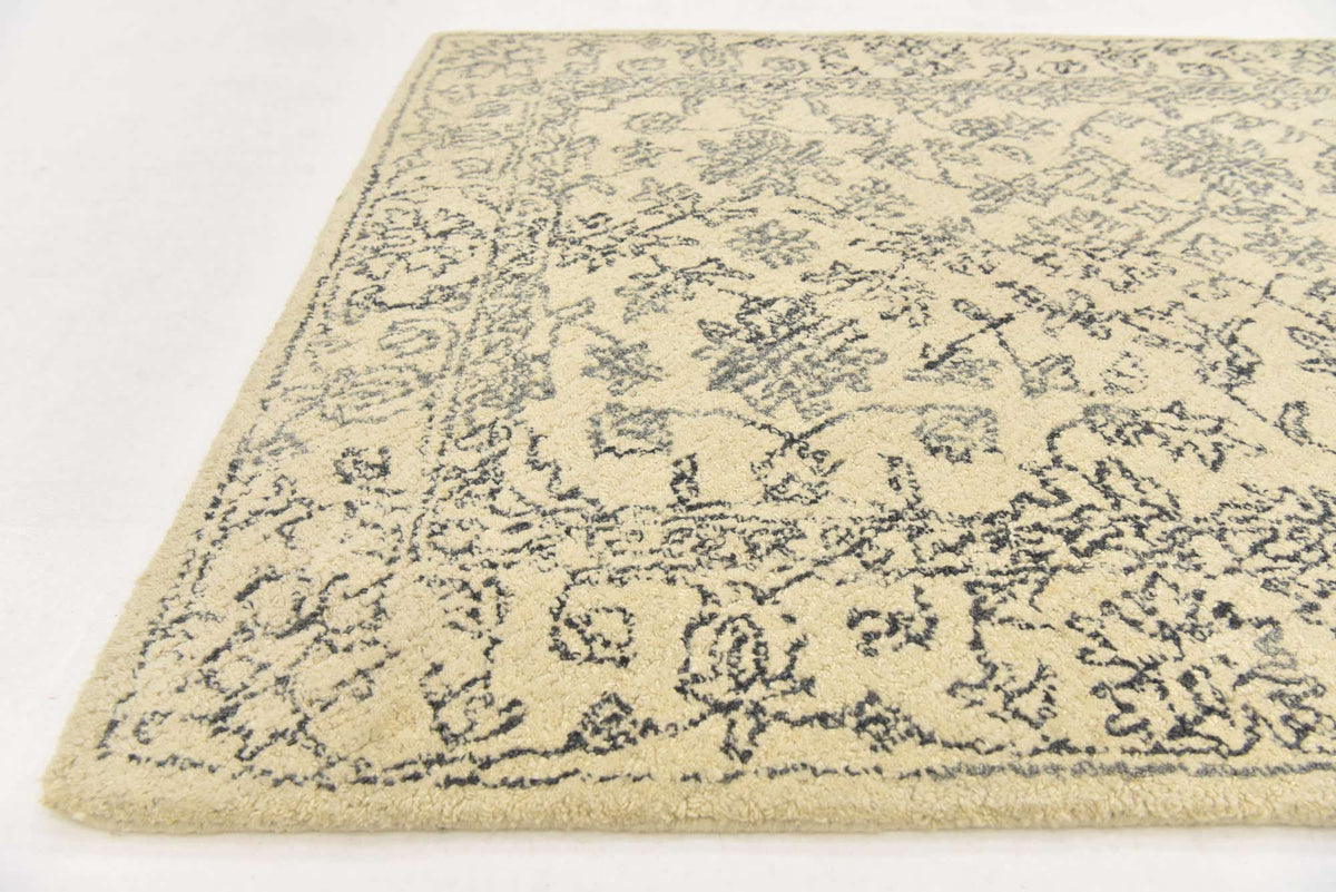 Wolle Teppich Luna in Beige von Hadorn™ - Lifestyle Image