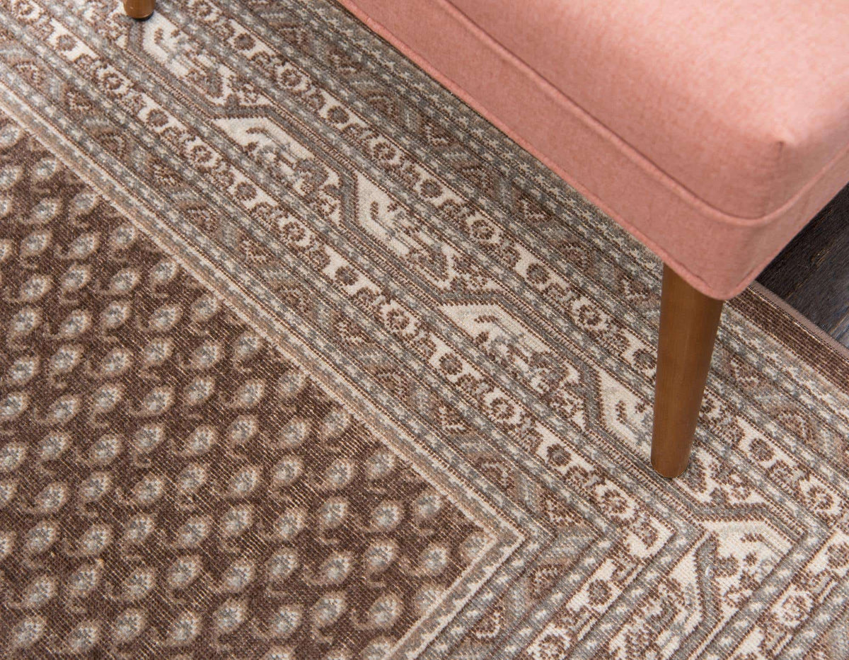 Rechteck Teppich Tribeca in Braun von Hadorn™ - Lifestyle Image