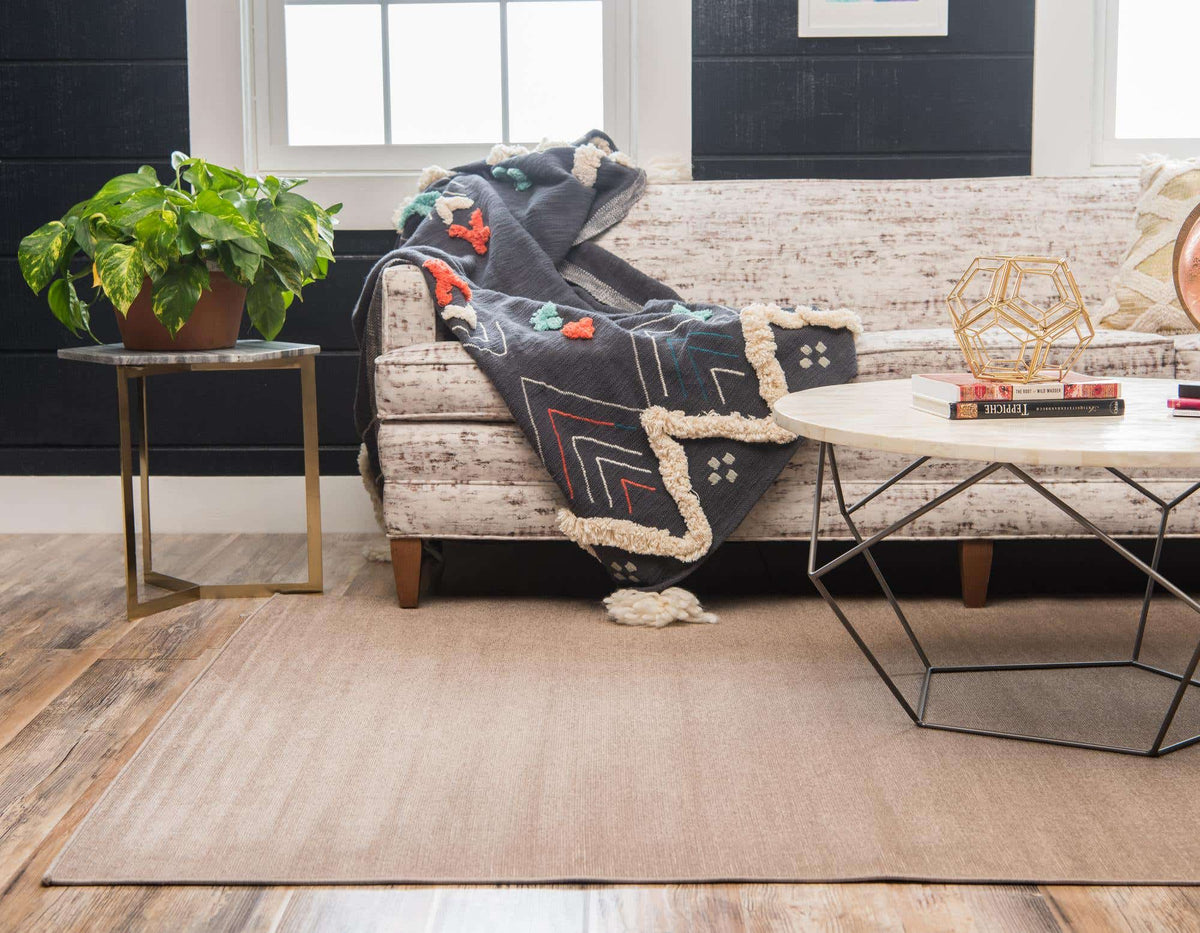 Rechteck Teppich Tribeca in Hellbraun von Hadorn™ - Lifestyle Image