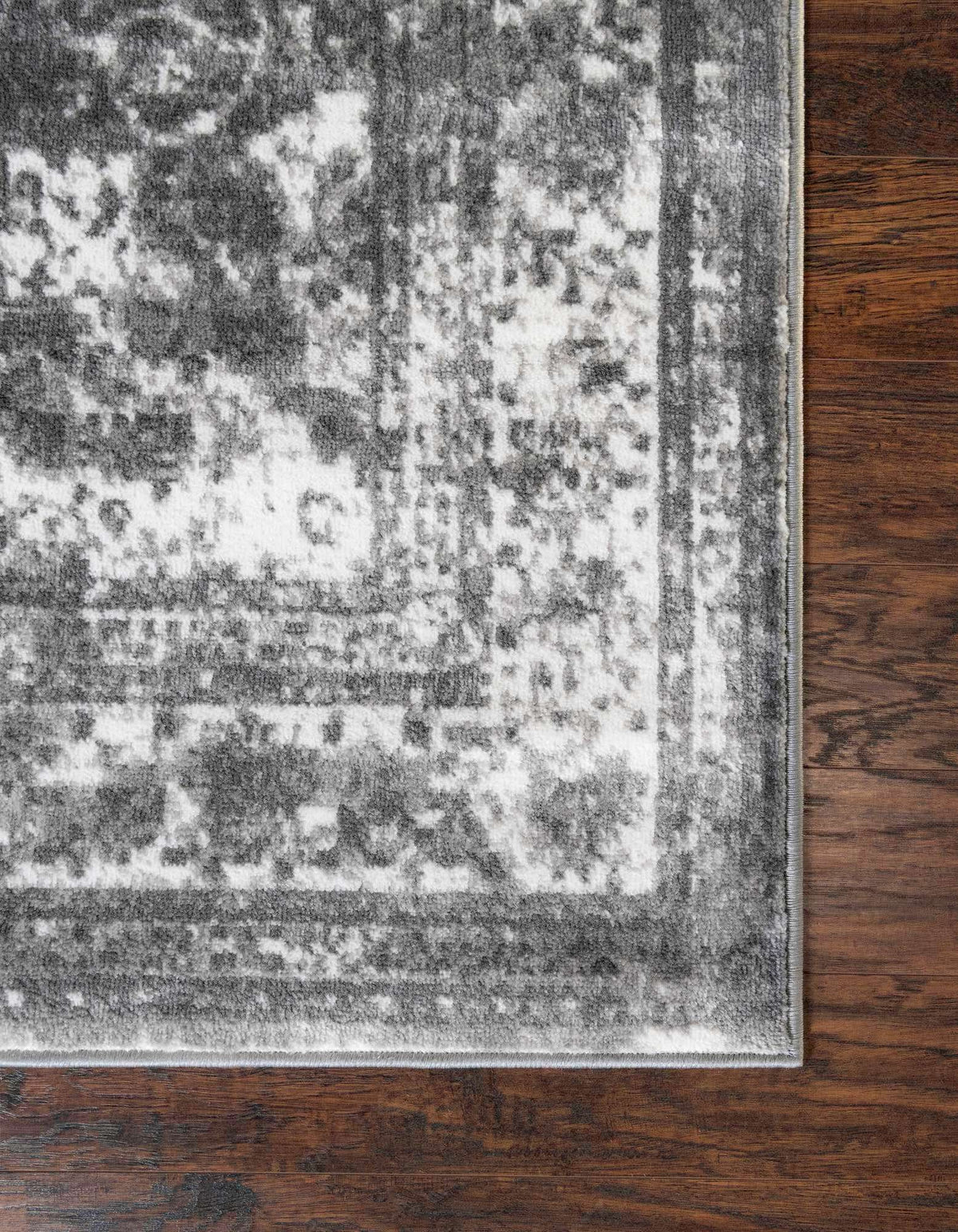 Rechteck Teppich Monaco in Grau von Hadorn™ - Lifestyle Image