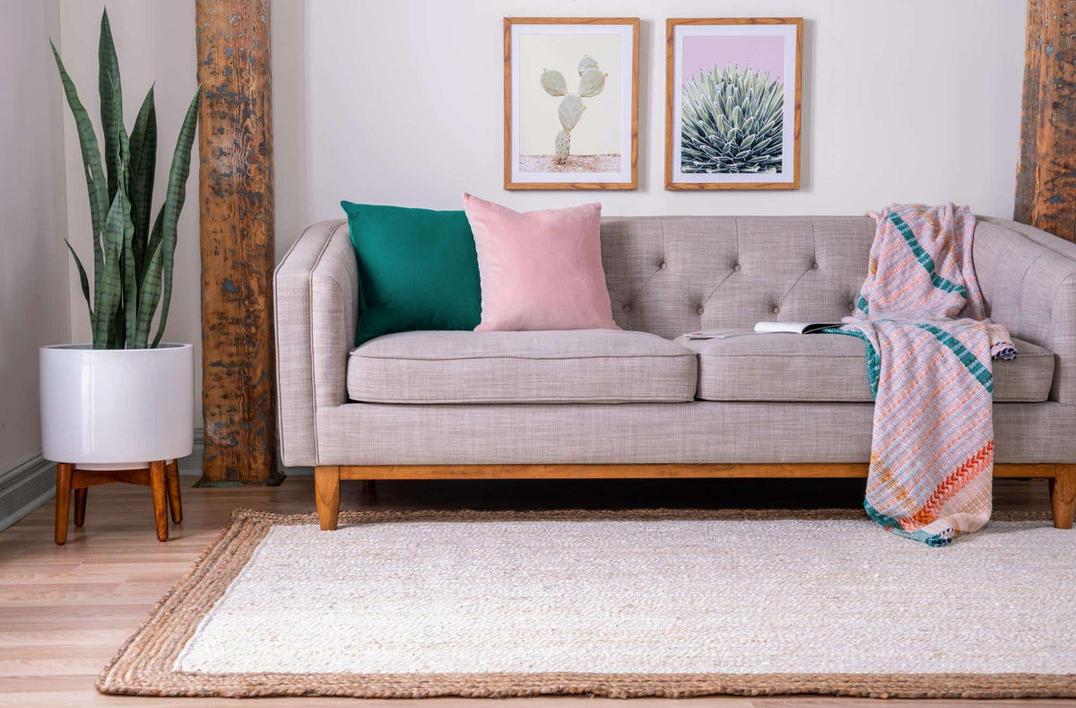 Rechteck Teppich Braided Jute in Weiss von Hadorn™ - Lifestyle Image