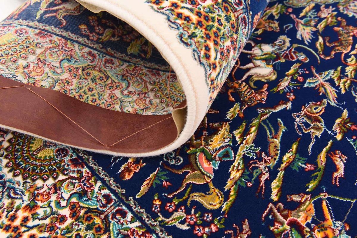 Rechteck Teppich Dynasty in Dunkelblau von Hadorn™ - Lifestyle Image