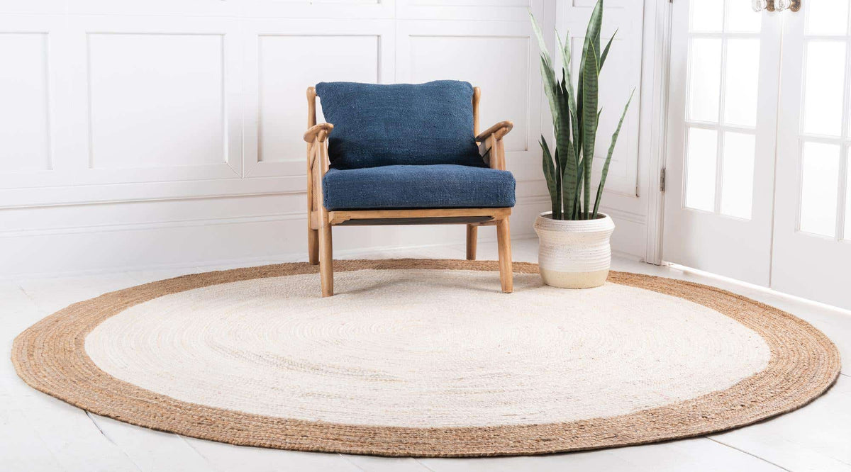 Rund Handgeflochten Teppich Braided Jute in Elfenbein von Hadorn™ - Lifestyle Image