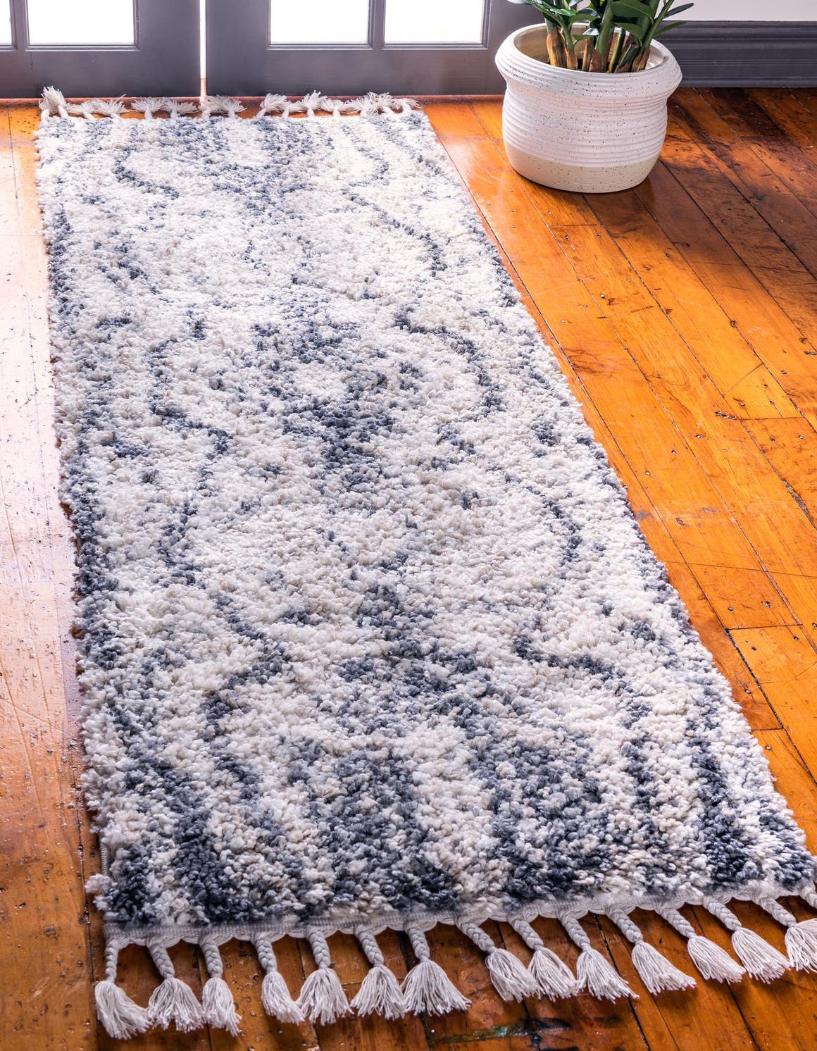 Läufer Hochflorteppich Lagom Shag in Grau von Hadorn™ - Lifestyle Image
