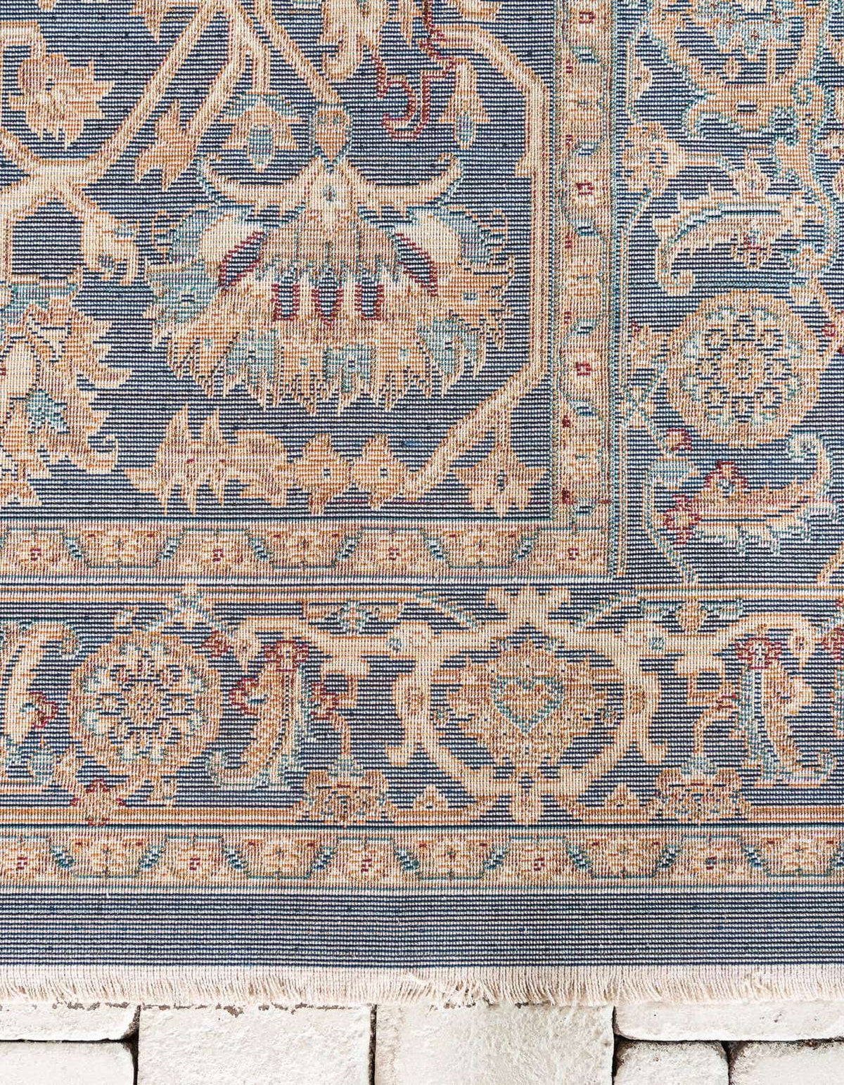 Rechteck Teppich Graham in Marineblau von Hadorn™ - Lifestyle Image