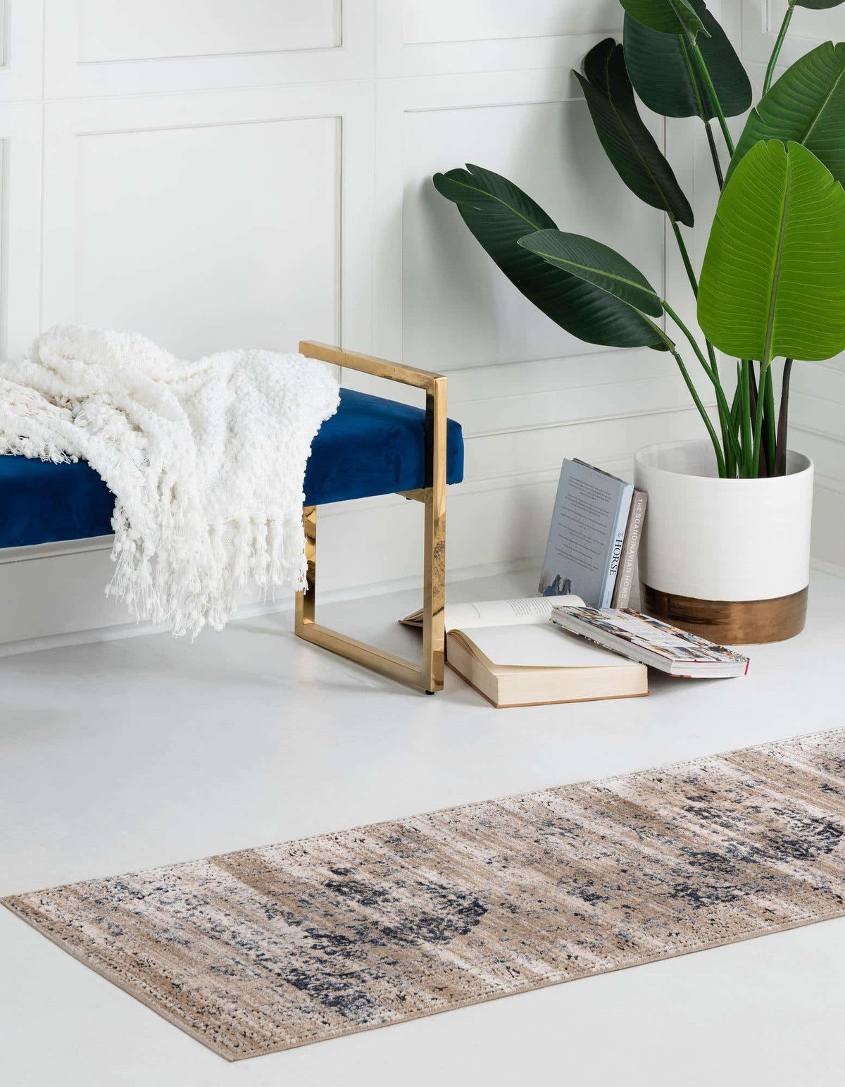 Läufer Teppich Villa in Dunkelblau von Hadorn™ - Lifestyle Image