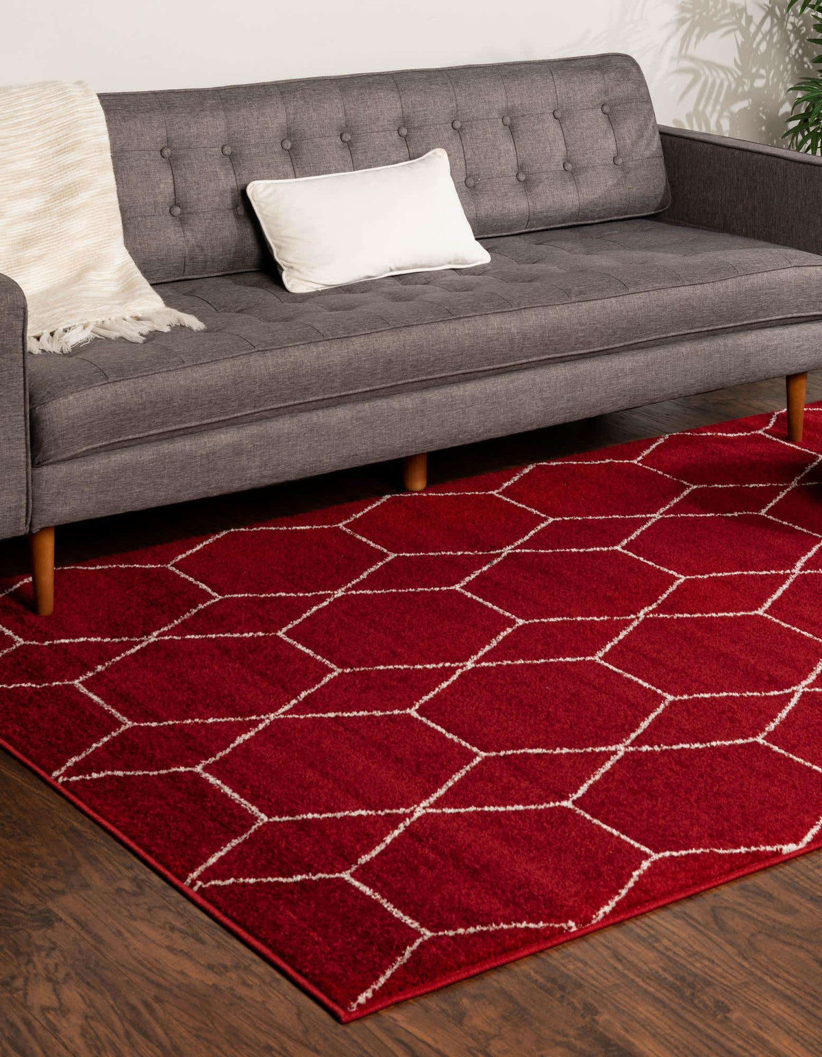 Rechteck Teppich Trellis Frieze in Rot von Hadorn™ - Lifestyle Image