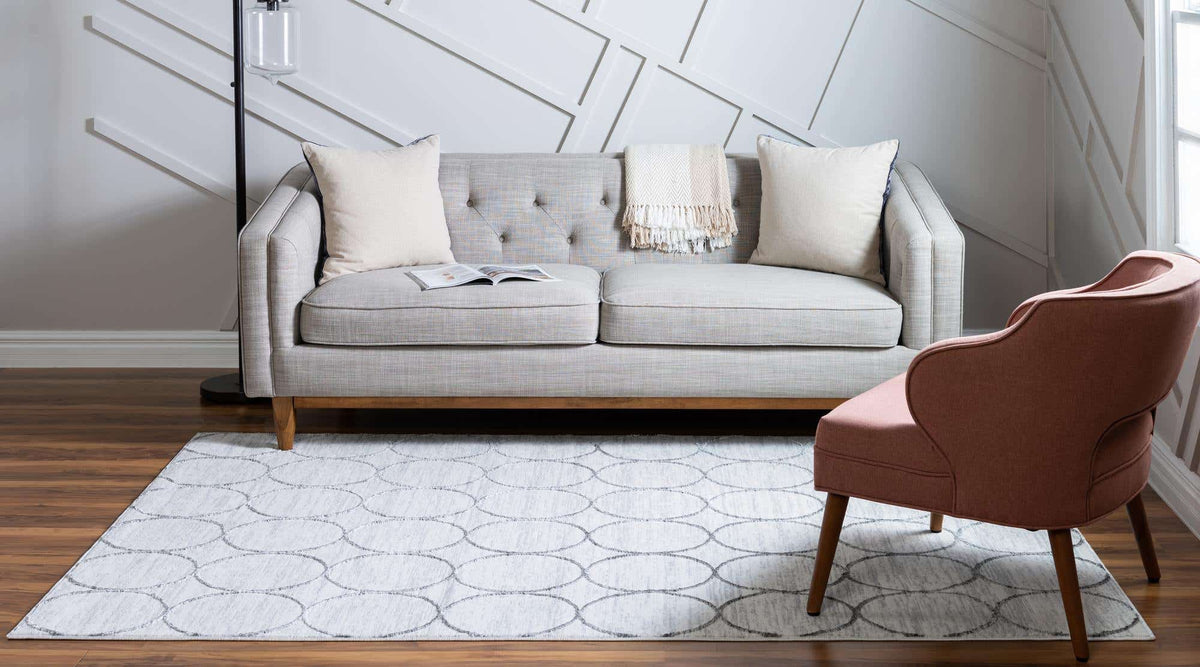 Rechteck Teppich Lattice Trellis in Weiss von Hadorn™ - Lifestyle Image