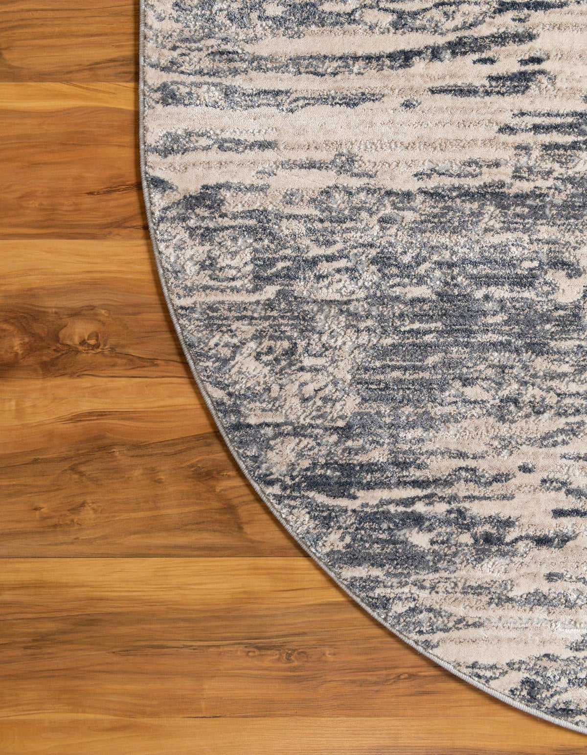 Oval Teppich Oasis in Grau von Hadorn™ - Lifestyle Image