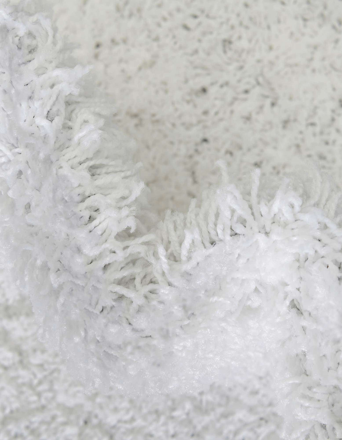 Rund Hochflorteppich Everyday Shag in Schneewittchen von Hadorn™ - Lifestyle Image