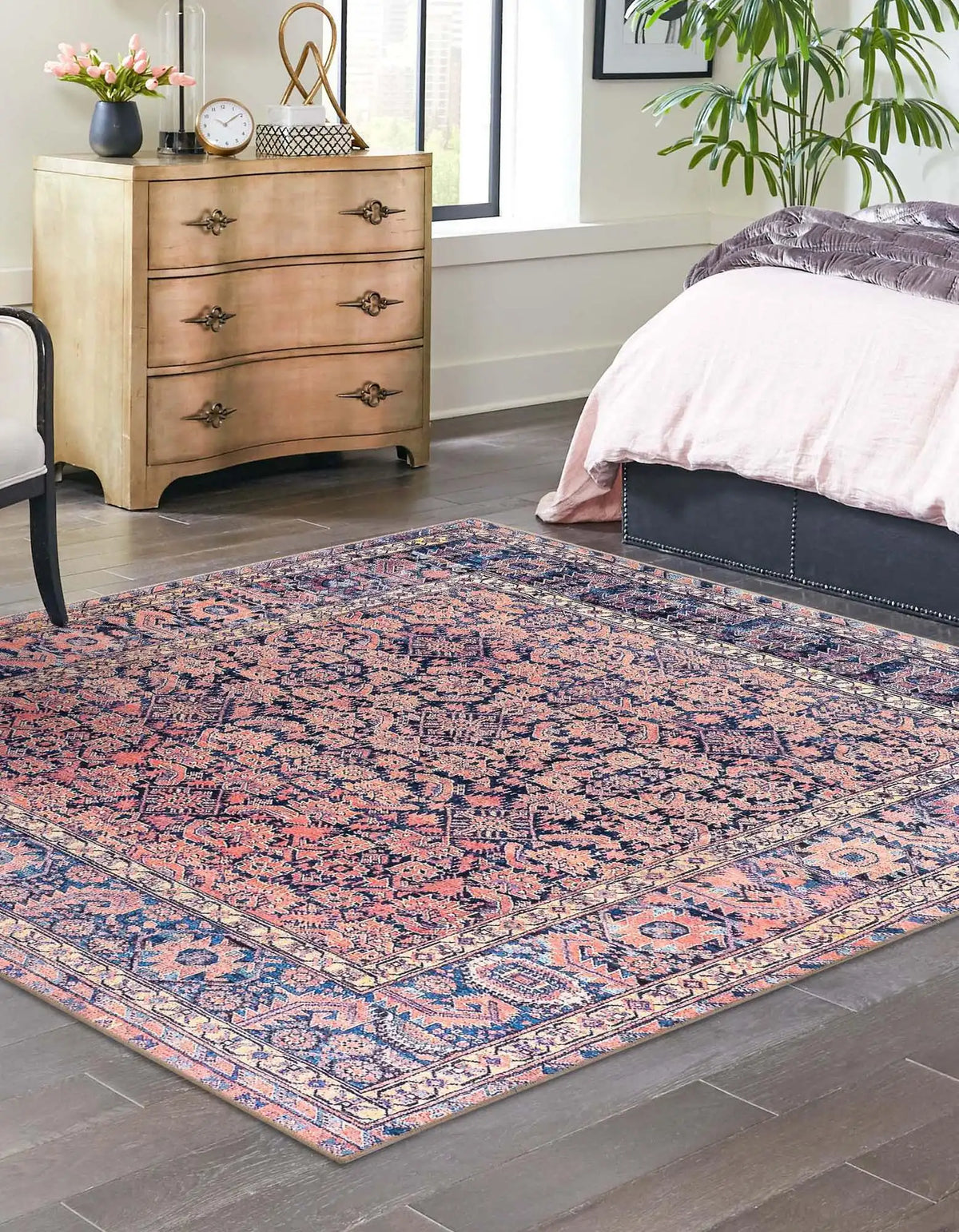 Quadratisch Teppich Timeless in Blau von Hadorn™ - Lifestyle Image