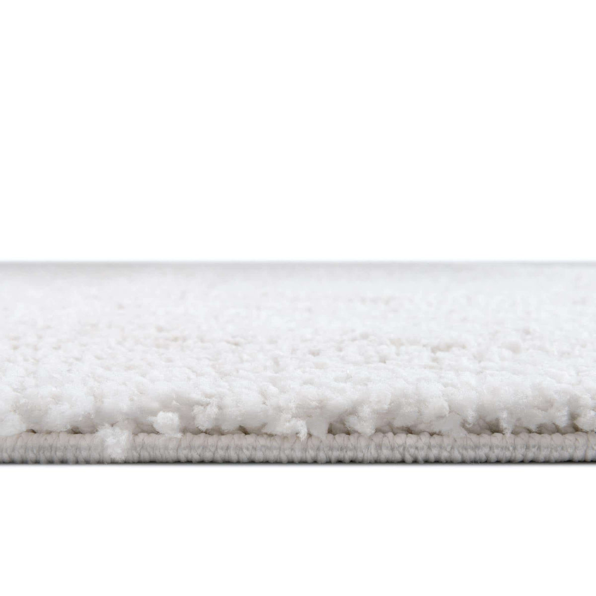 Rechteck Hochflorteppich Jill Zarin Shaggy Chic in Weiss von Hadorn™ - Lifestyle Image