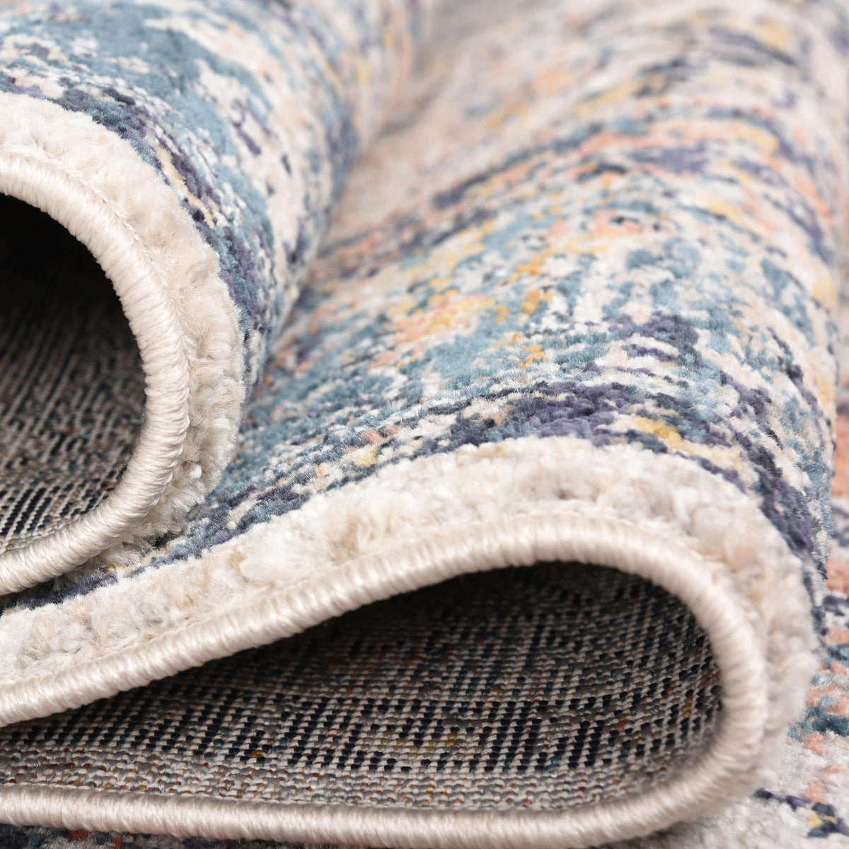 Rechteck Teppich Lola in Blau von Hadorn™ - Lifestyle Image