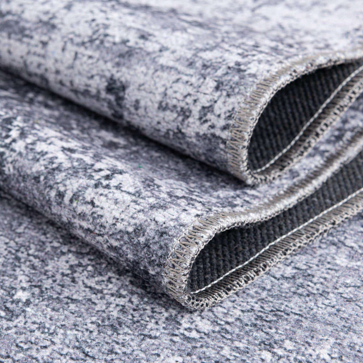 Rechteck Teppich Yara in Grau von Hadorn™ - Lifestyle Image