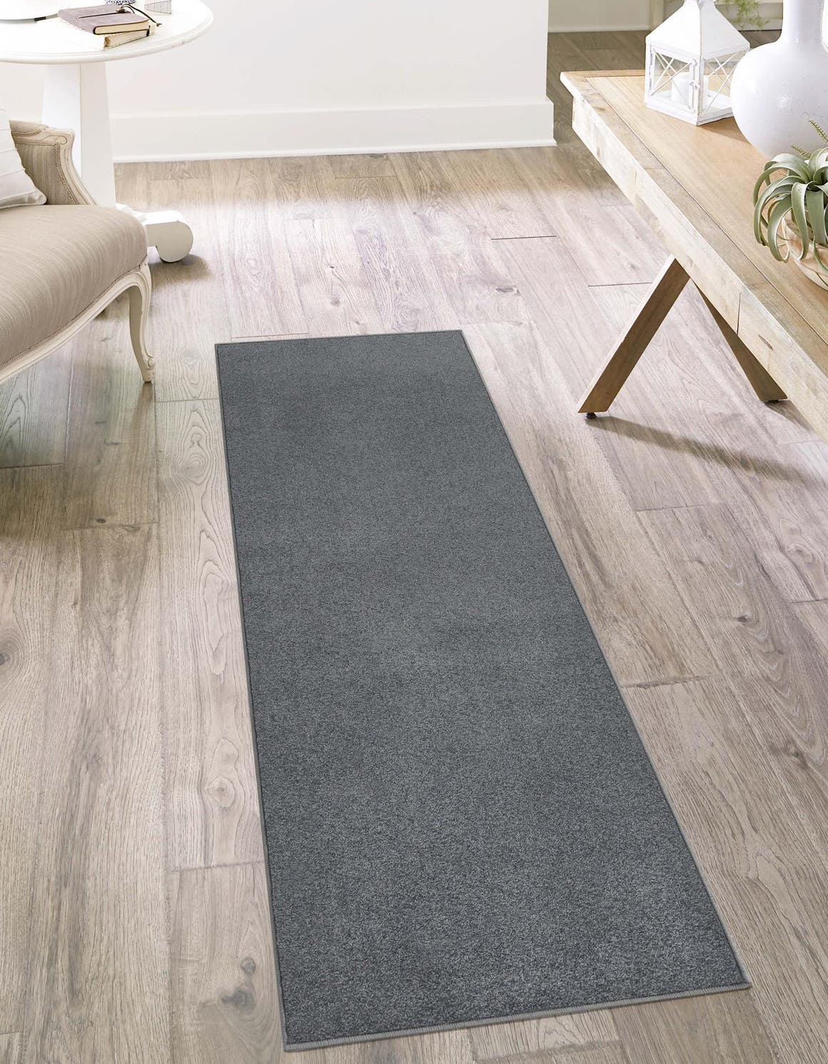 Läufer Teppich Everyday Solid in Stom Grau von Hadorn™ - Lifestyle Image