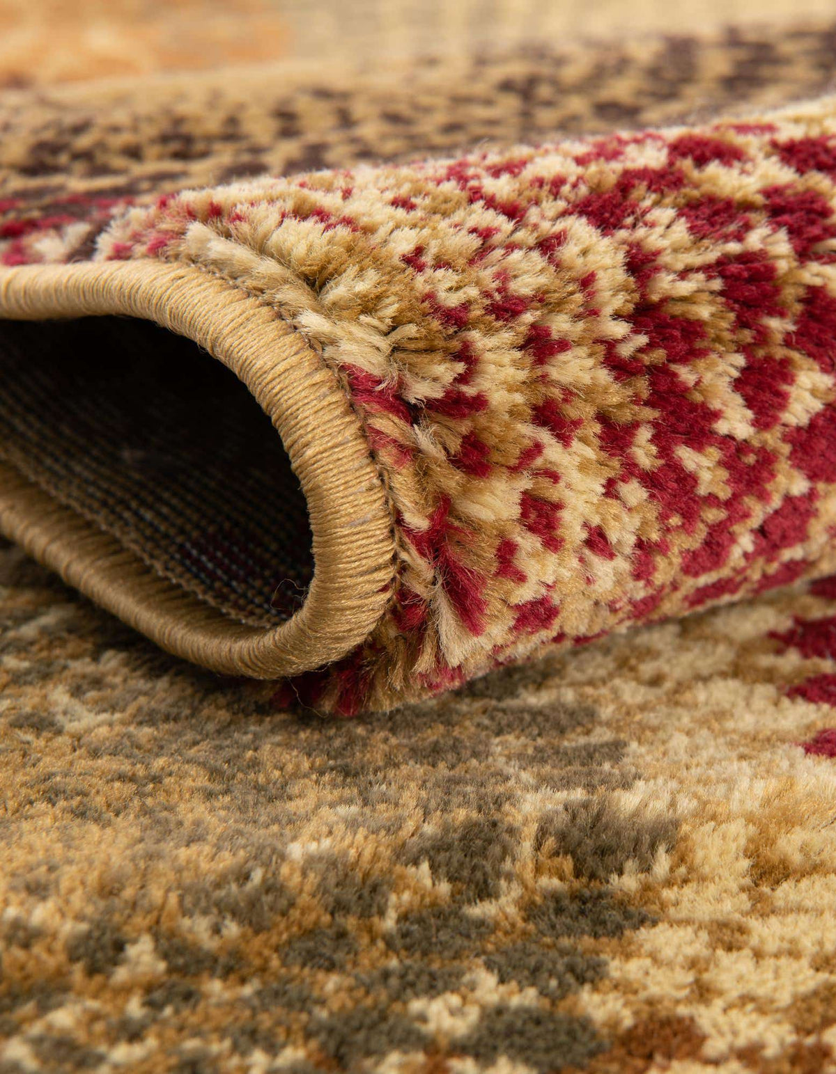 Rechteck Teppich Coffee Shop in Beige von Hadorn™ - Lifestyle Image