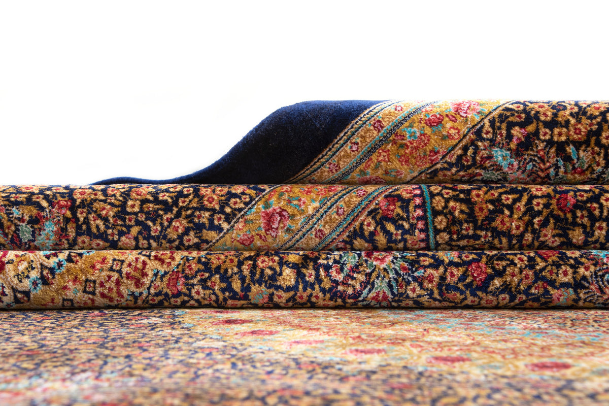 Rechteck Teppich Ghom Design in Braun von Hadorn™ - Lifestyle Image