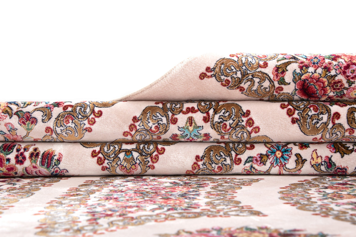 Rechteck Teppich Ghom Design in Rosa von Hadorn™ - Lifestyle Image